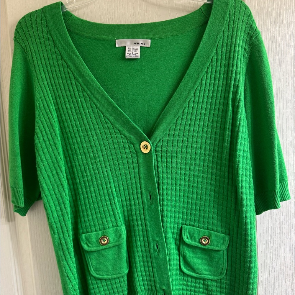 NWOT WD.NY Vibrant Green Cardigan with Gold Buttons